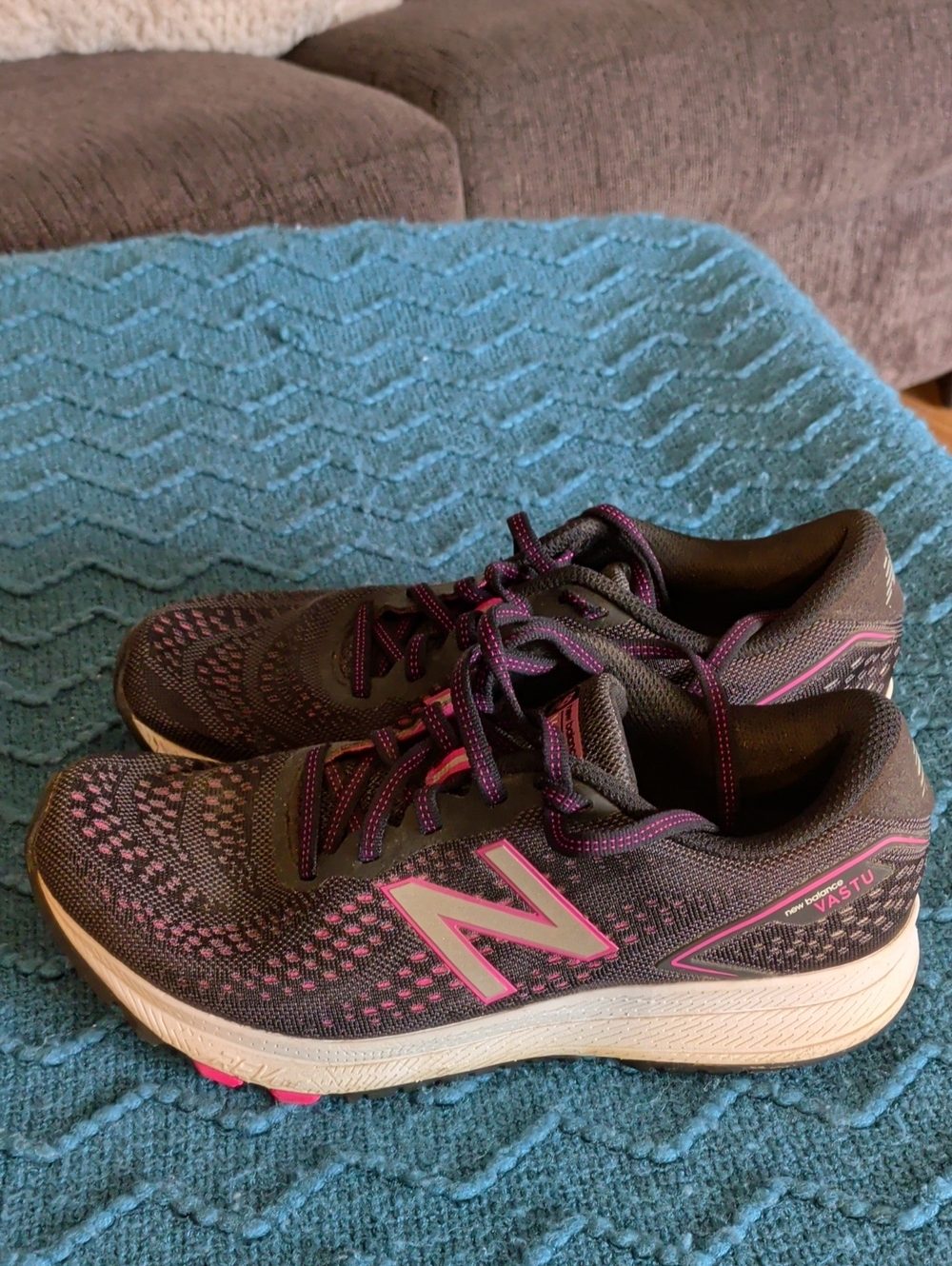 New Balance Women's Charcoal and Pink Knit Running Sneakers